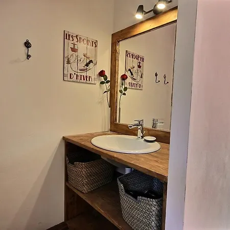 Chalet Fontaube, Station De Serre-chevalier, Commune De Apartment Le Monetier-les-Bains